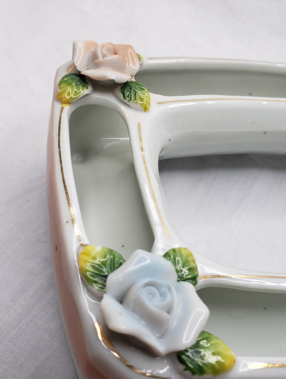Rectangular Midcentury Ceramic Flower Ring Japan Roses - Picture 6 of 11
